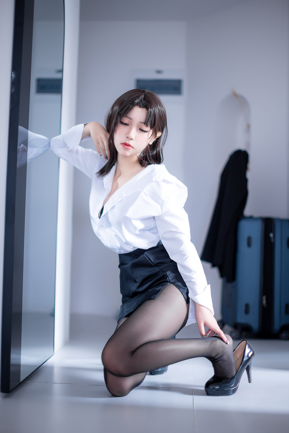 蓝小沂KiKi OL黑丝2