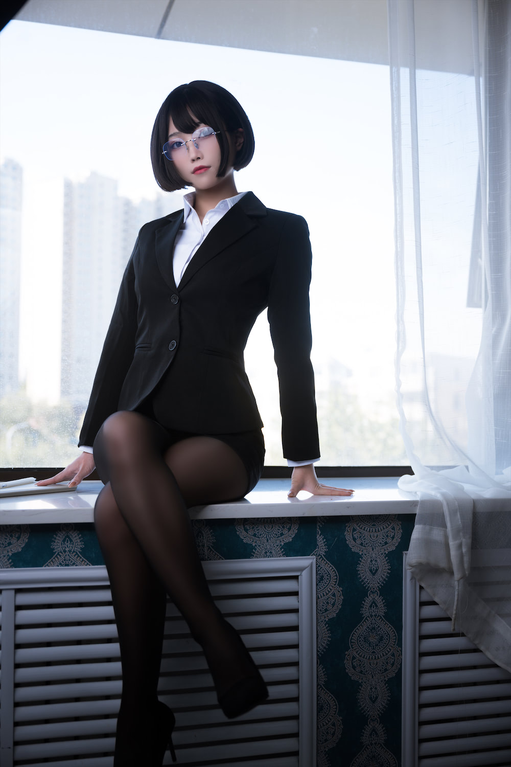 汪知子 OL黑西装2