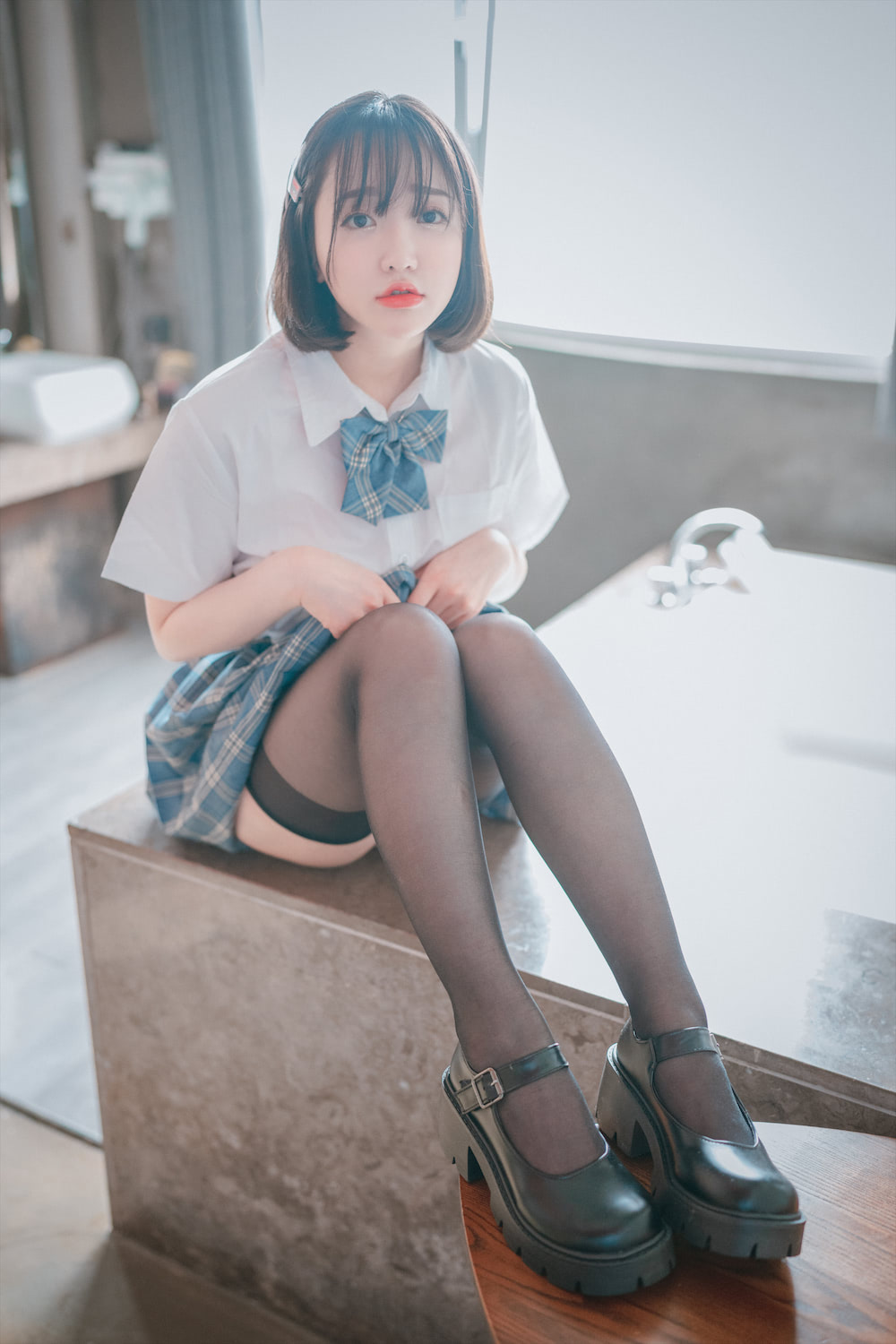 손예은孫樂樂 游泳课短发jk制服1