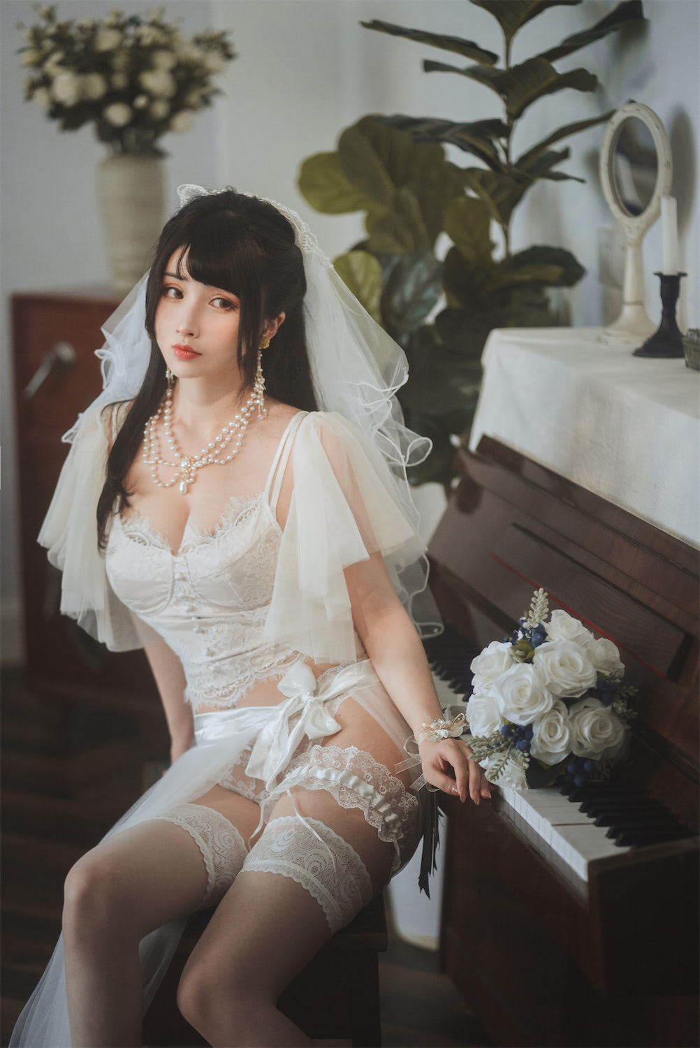 Rioko凉凉子 透明婚纱1