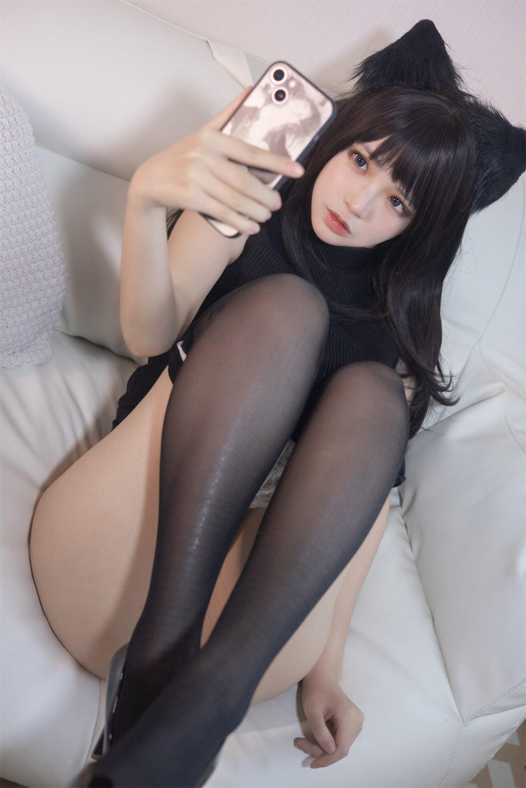 疯猫ss 黑毛衣少女2