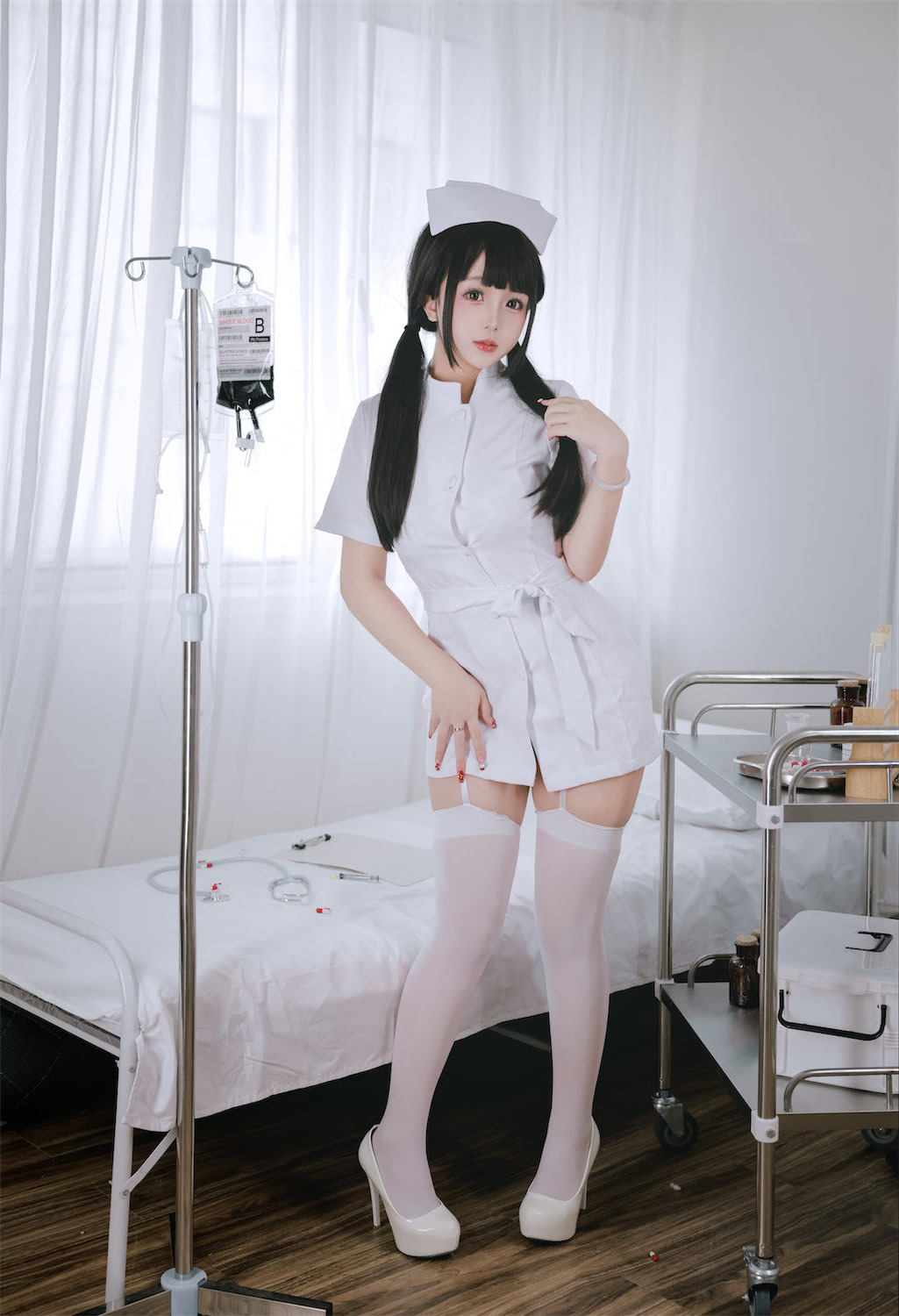 日奈娇 诊所护士1