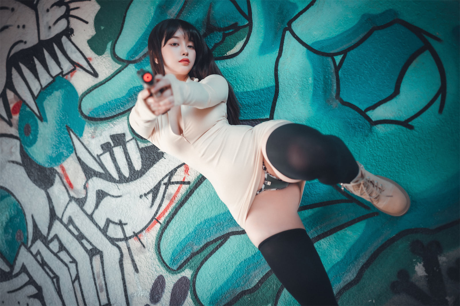 ZziZzi 营救行动女队长5