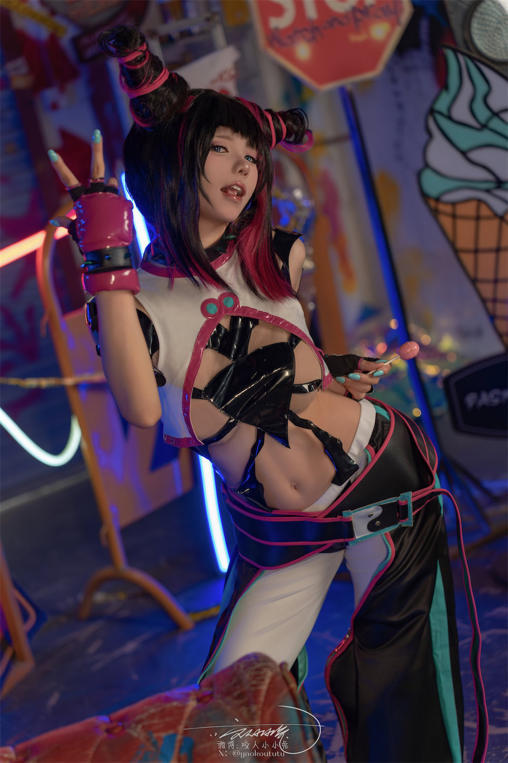 咬一口兔娘 街霸韩蛛俐2