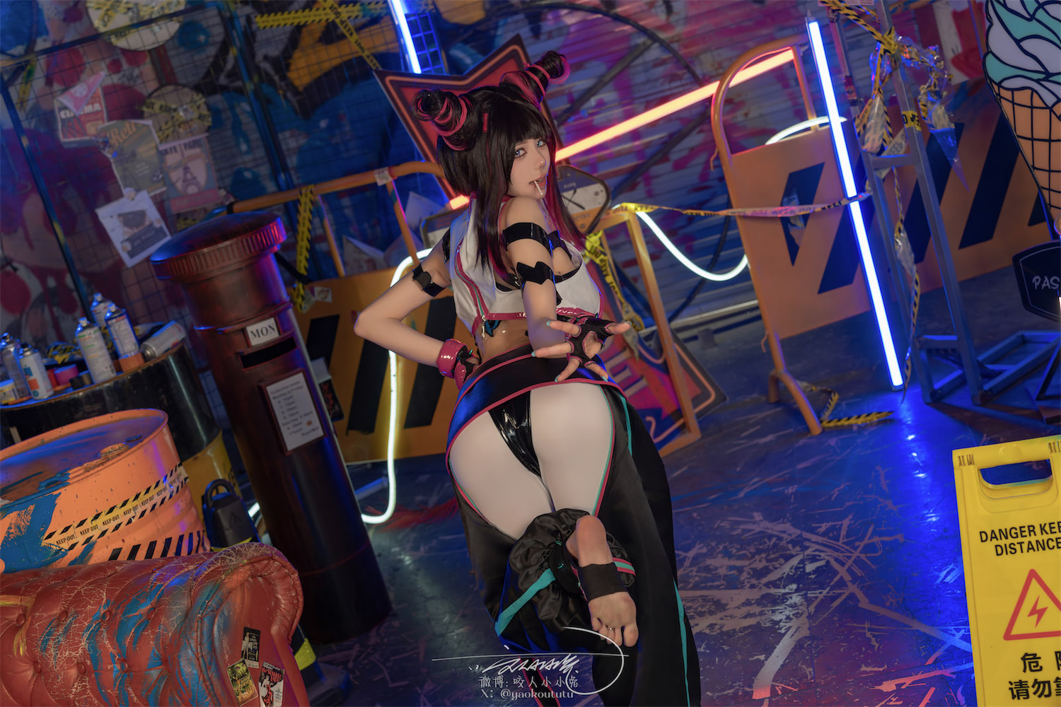 咬一口兔娘 街霸韩蛛俐4
