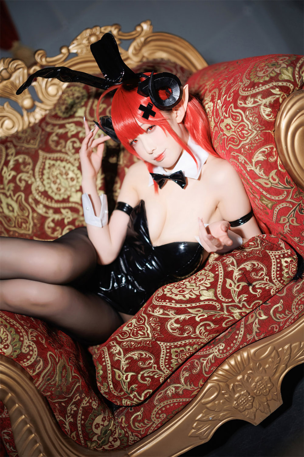 封疆疆v 兴登堡兔女郎1