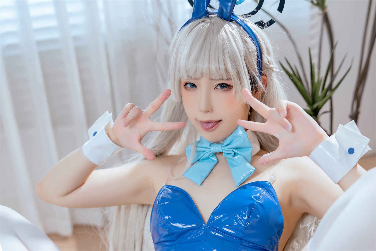 Quan冉有点饿 飞鸟马时兔女郎3