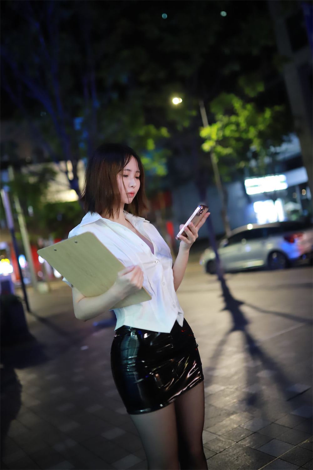 上杉绘梨落 被人跟踪1