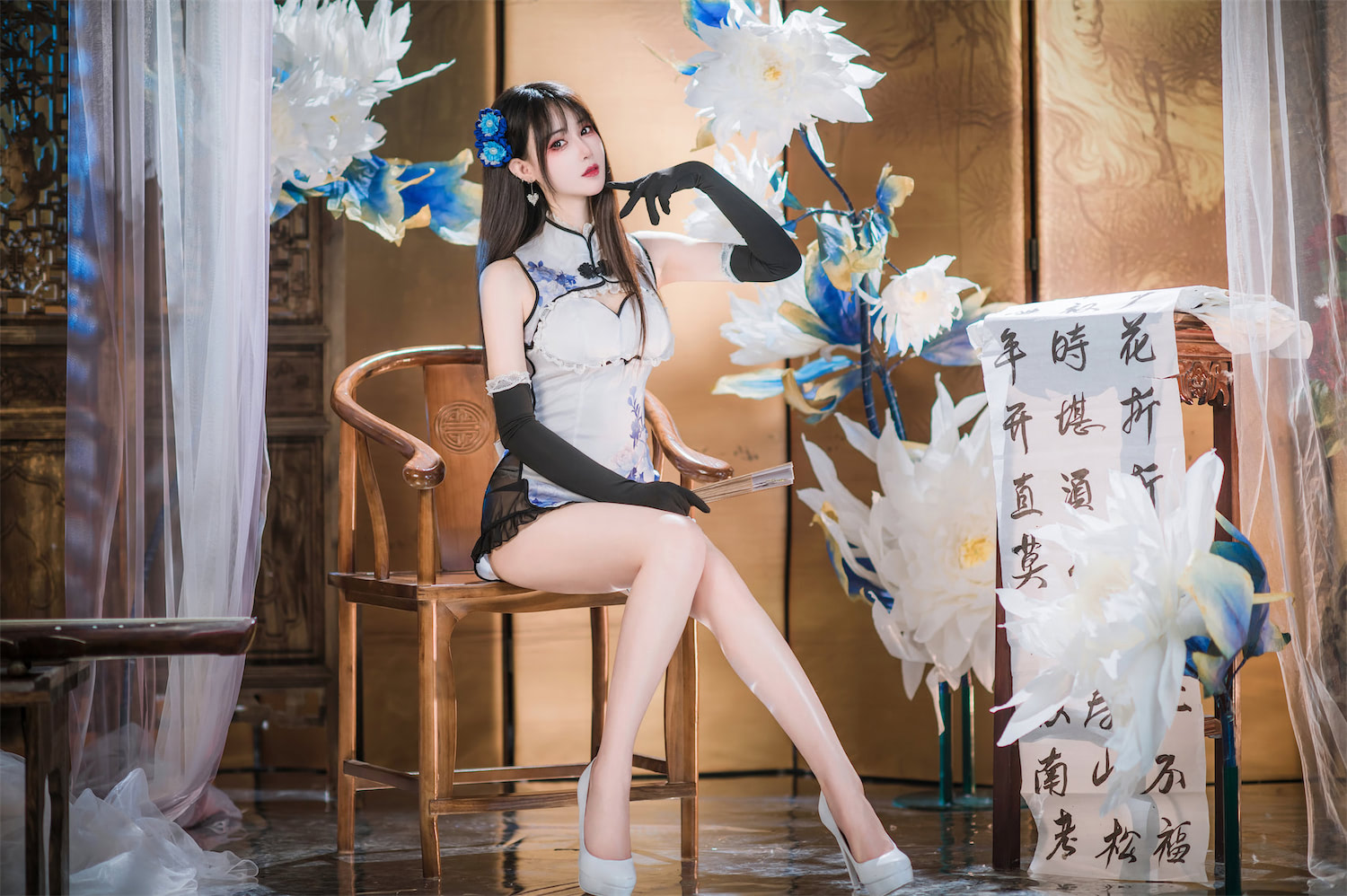 羽生三未 瓶儿青花瓷旗袍9