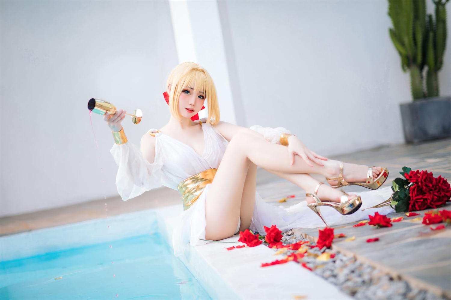 焖焖碳 尼禄礼服11