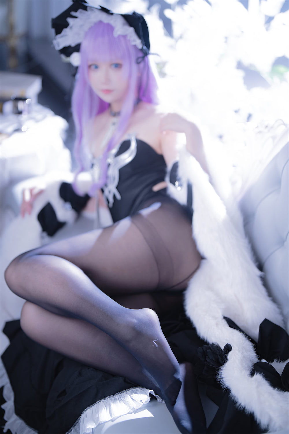 Lunananya 塔什干才羽绿4