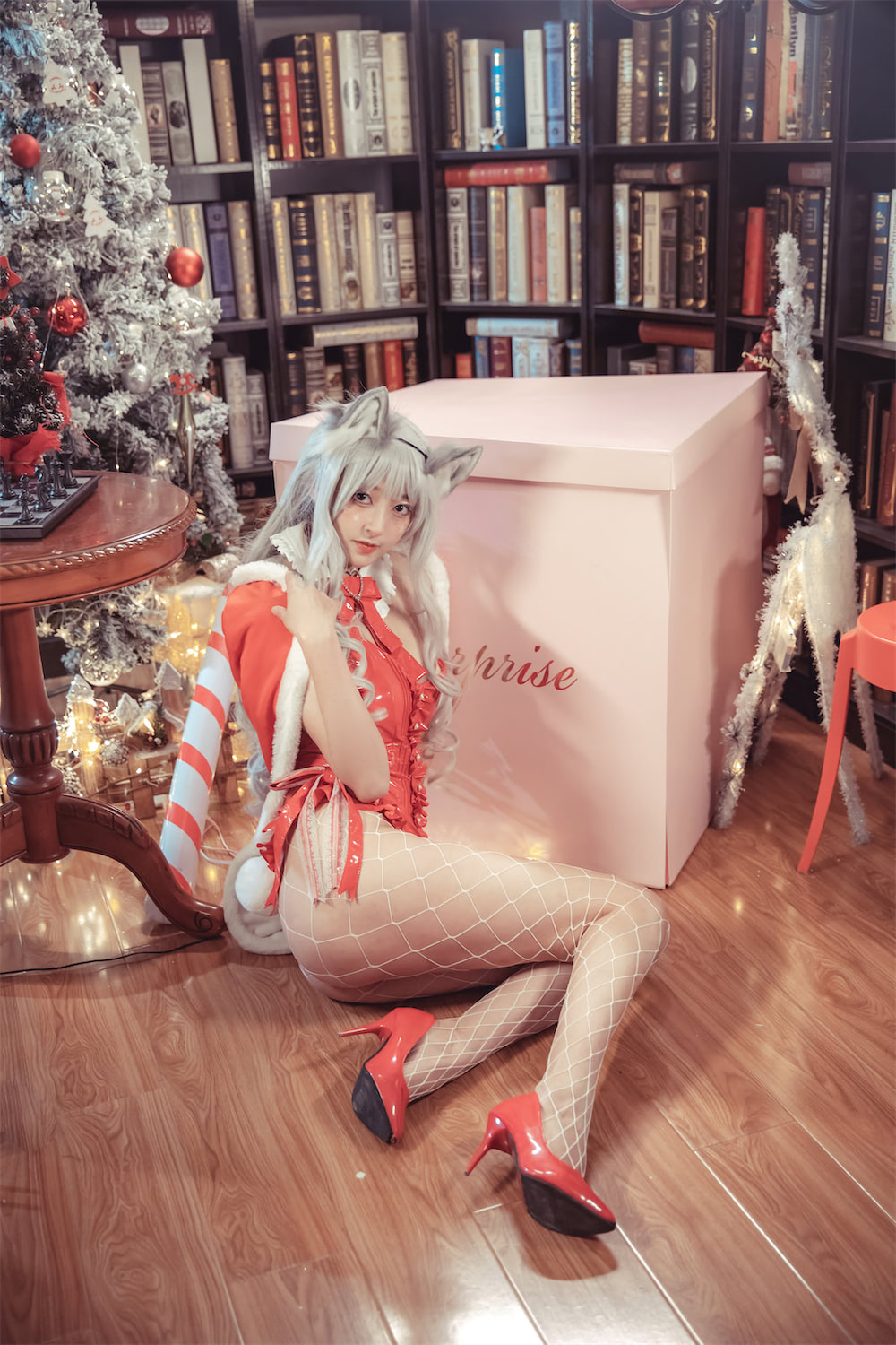 Luisa 零纱&刺青Poi 驯鹿与狼5