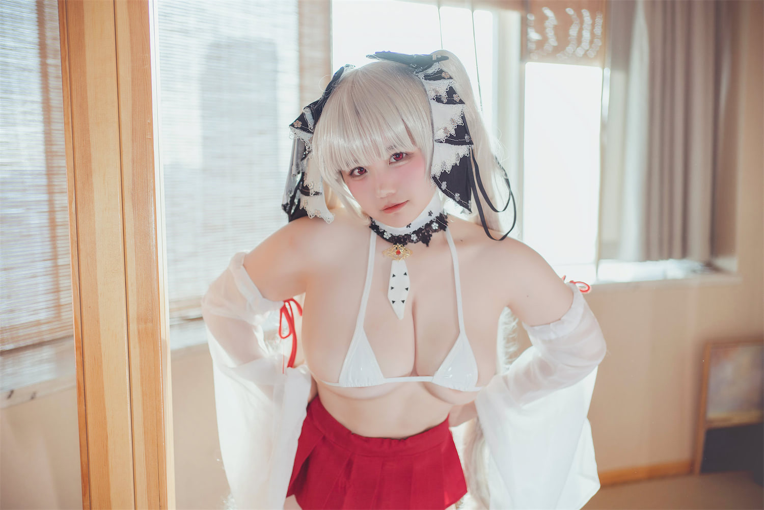 阿半今天很开心可畏巫女1