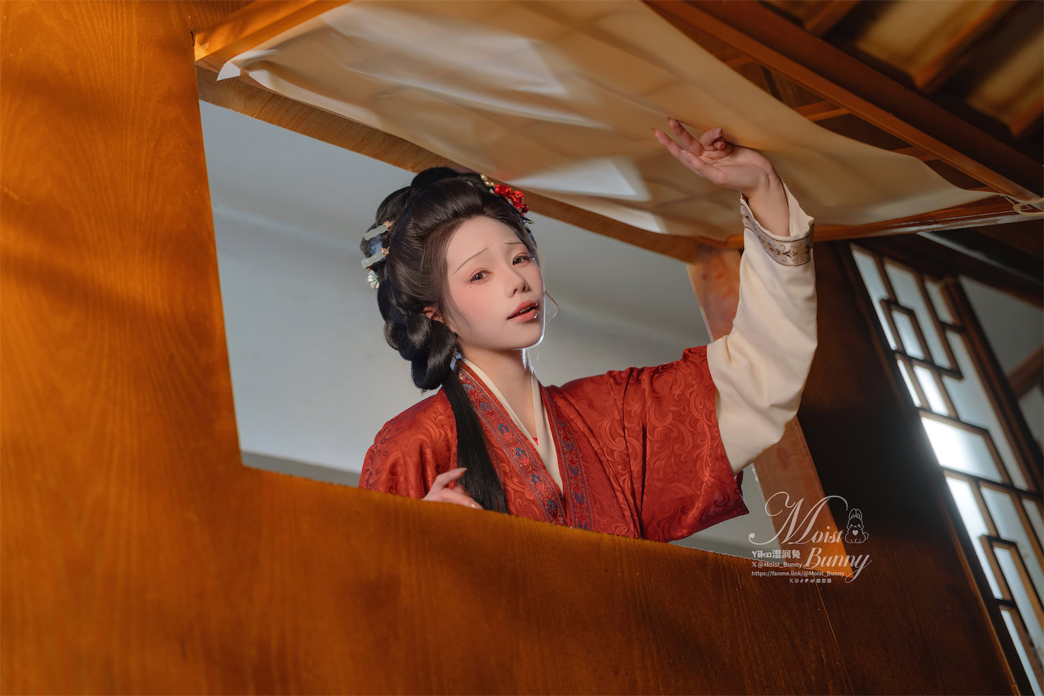 咬一口兔娘 快马加鞭金莲迎春1