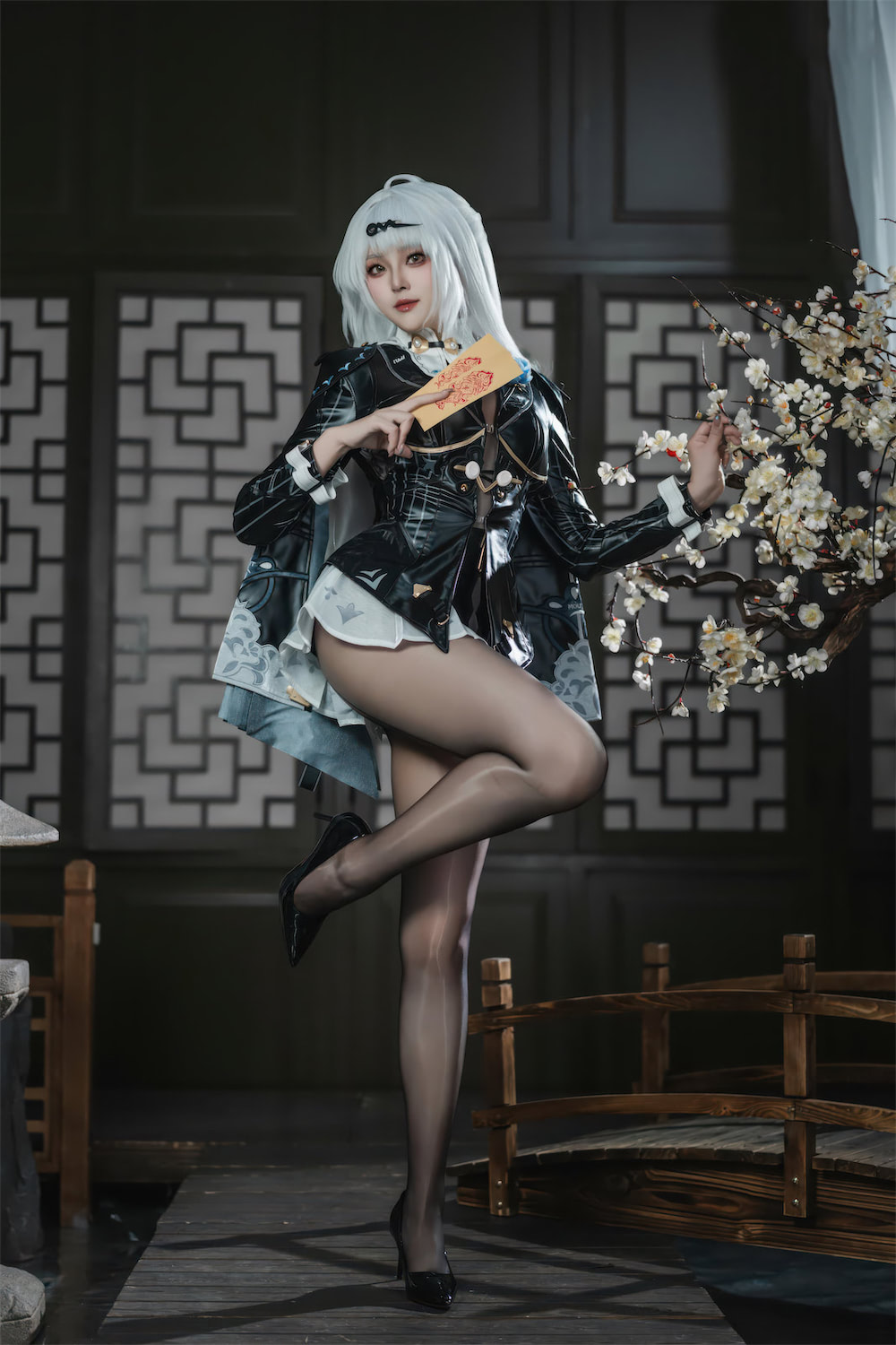 Natsuko 夏夏子 仪玄墨形影踪2