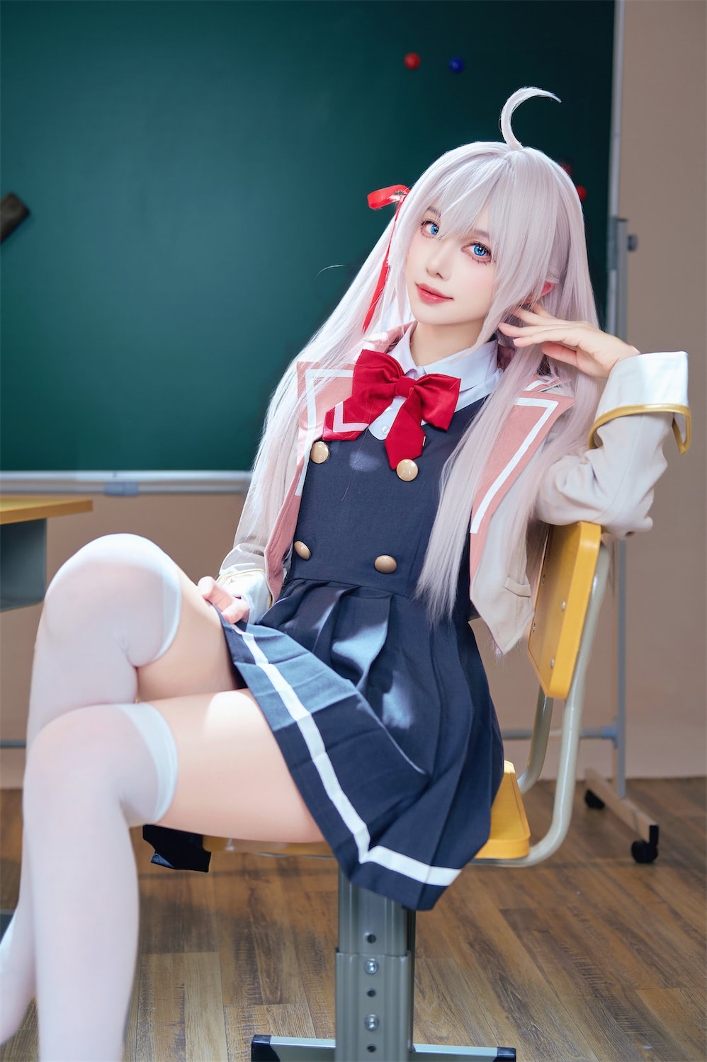 Shika小鹿鹿 艾莉同学NIKKE米哈拉2