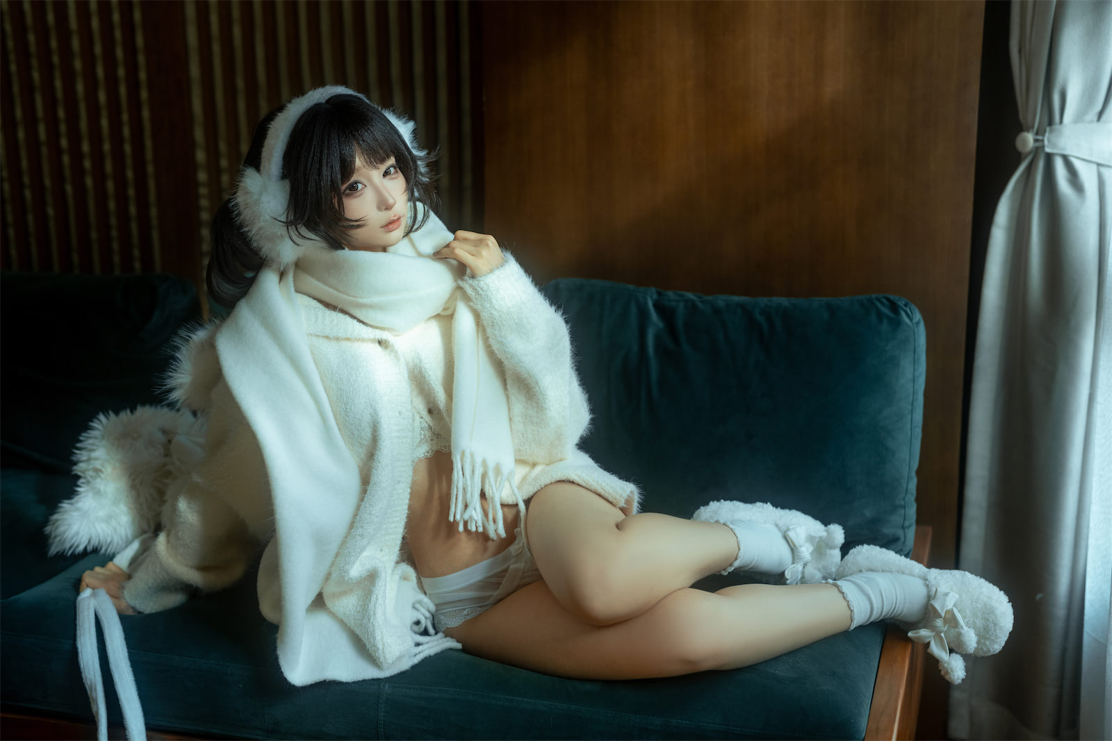 蠢沫沫 白毛衣5