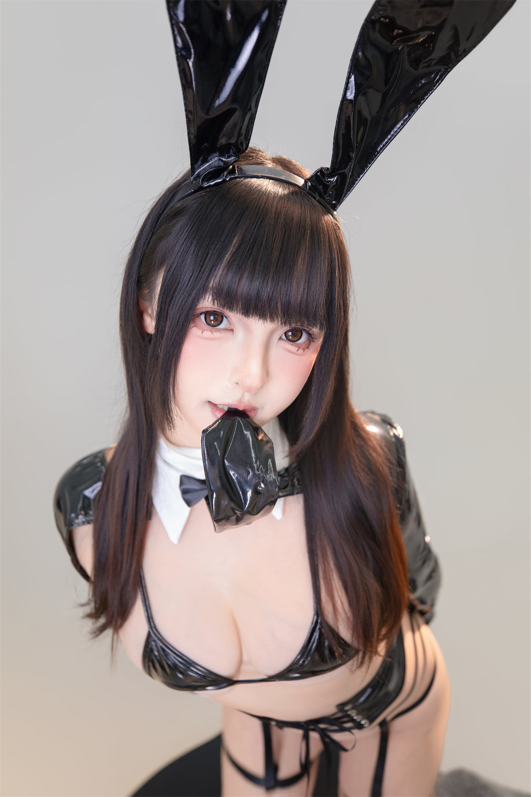 神乐坂真冬 黑胶兔娘2